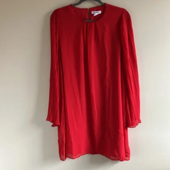 BB Dakota red chiffon mini dress size large pleated bell sleeves rhinestones New - Picture 2 of 8